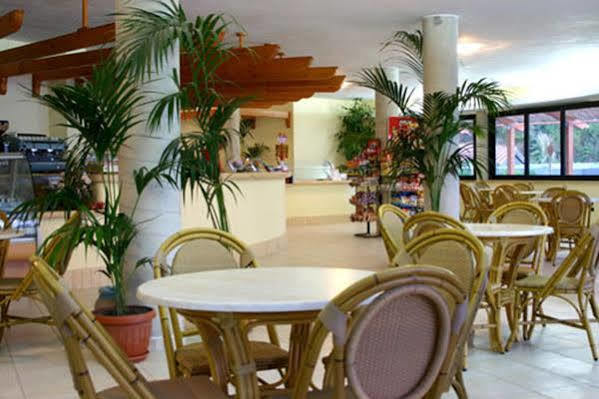 Hotel Punta Faro Capo Vaticano Exterior foto